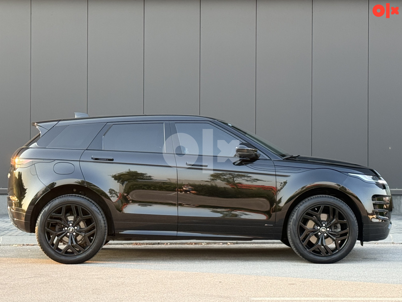 RANGE ROVER EVOQUE 2.0D 150KS R-DYANMIC AWD 2019 GODINA