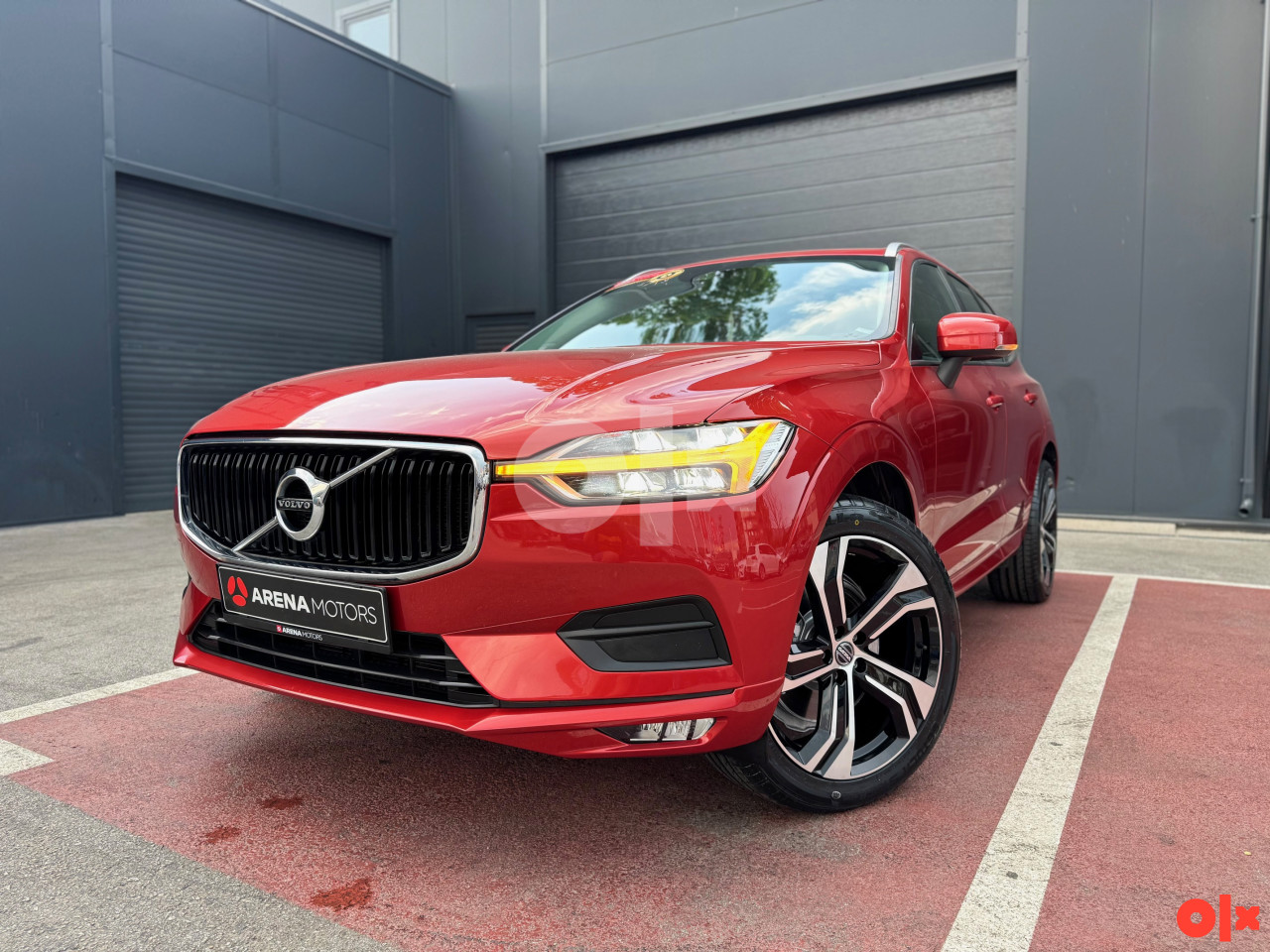 Volvo XC 60 2.0 B4 197ks AWD 4x4 Momentum 2020 XC60