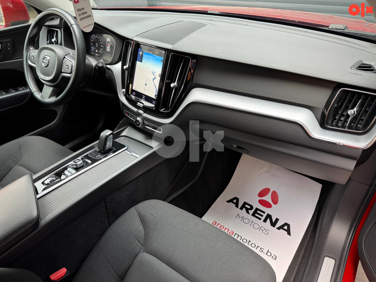Volvo XC 60 2.0 B4 197ks AWD 4x4 Momentum 2020 XC60