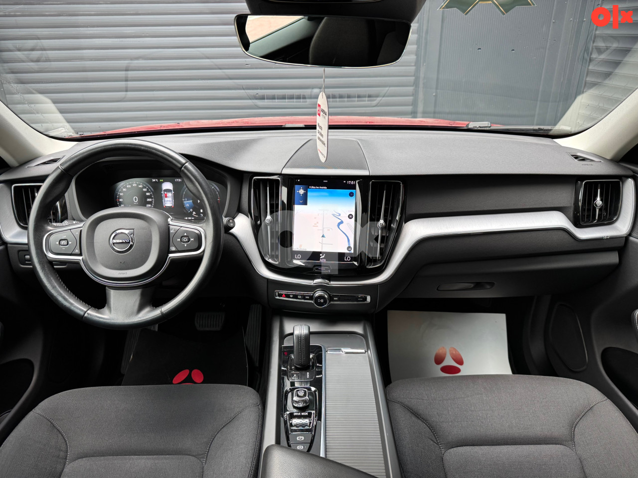 Volvo XC 60 2.0 B4 197ks AWD 4x4 Momentum 2020 XC60