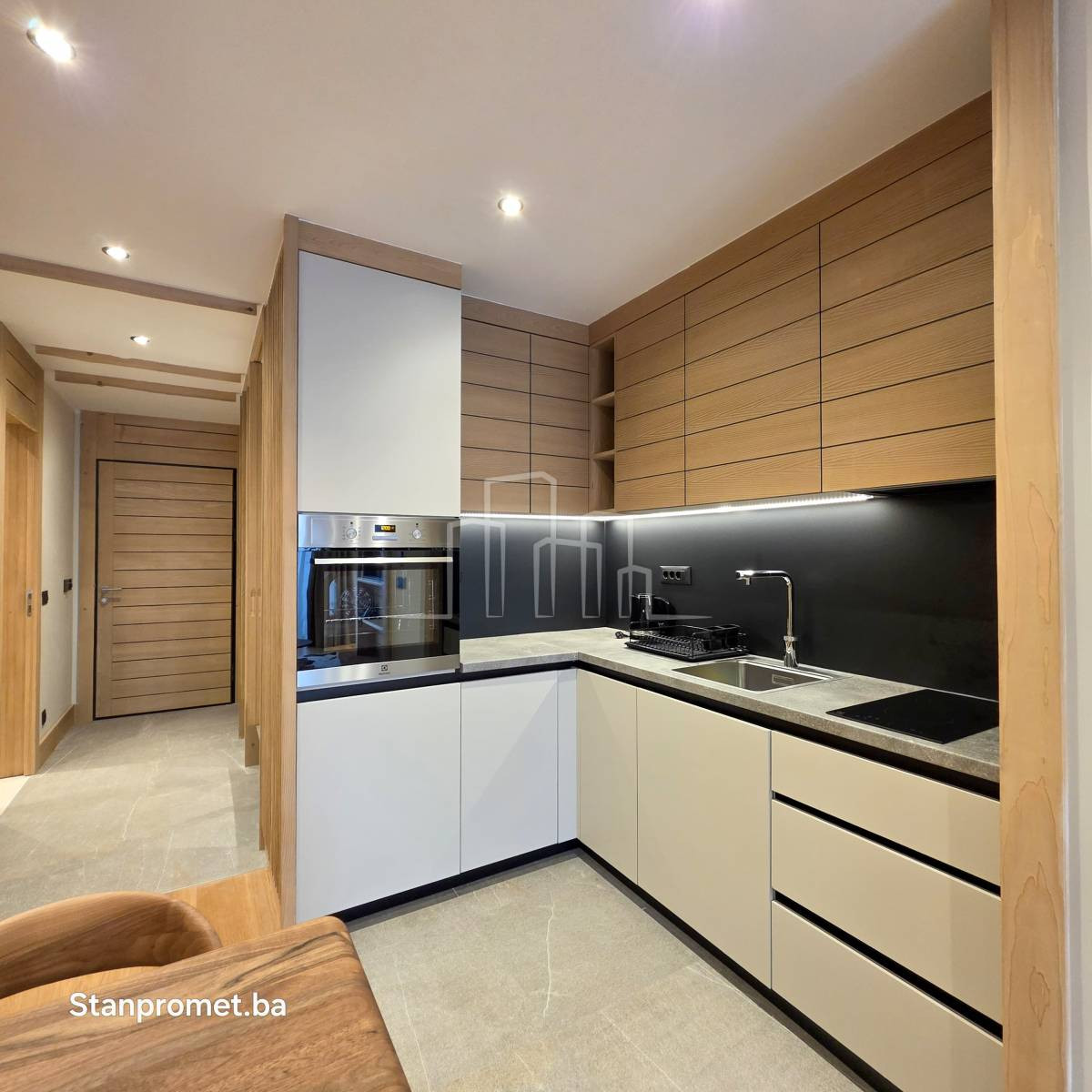 Apartman Jahorina Opremljen 46m2 Monterra Apart Hotel TERMAG 24