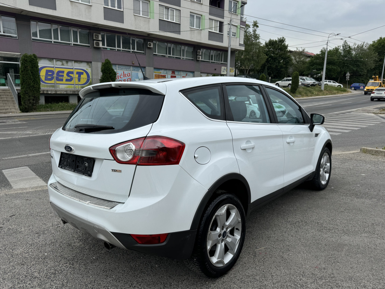 FORD KUGA 2.0 TDCI 4x4*TITANIUM*AUTOMATIK*PANO*KOZA*NAVI*KAMERA