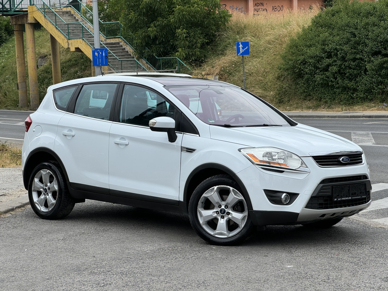 FORD KUGA 2.0 TDCI 4x4*TITANIUM*AUTOMATIK*PANO*KOZA*NAVI*KAMERA
