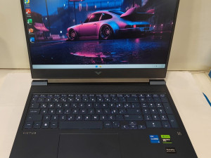 HP Victus 16-r0045nt GAMING!!!