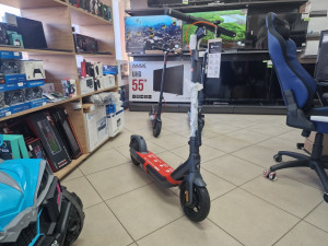 Segway Ninebot eKickScooter E2 PRO električni skuter trotinet