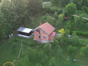 Vikendica 90m2 - 14km od centra Banja Luke