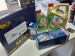 AUDI Q5 2.0TDI CASTROL 5W30 FILTERI MALI SERVIS FULL