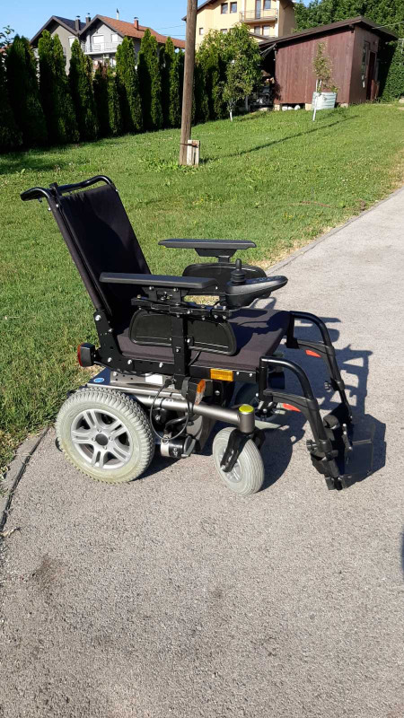 Elektricna Invalidiska kolica