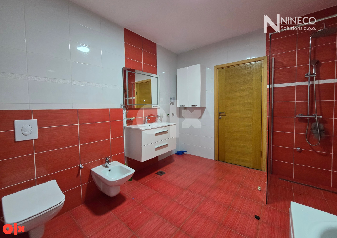 STAMBENO-POSLOVNI OBJEKAT - BANJA LUKA - 605 m2