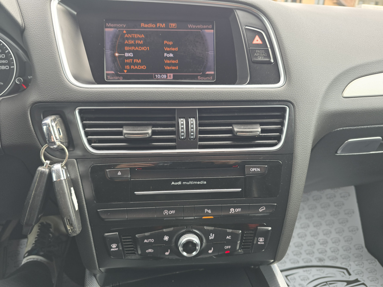 Audi Q5 2.0 TDI Quattro 4x4, 110kW, Top stanje