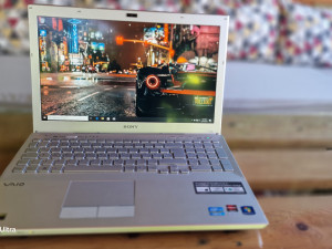 Gaming laptop SONY VAIO i5 12GB RAM 15.6" 2h bat