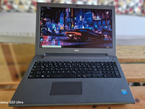 Laptop Lenovo Intel 8 GB RAM 500GB HDD 15.6 "