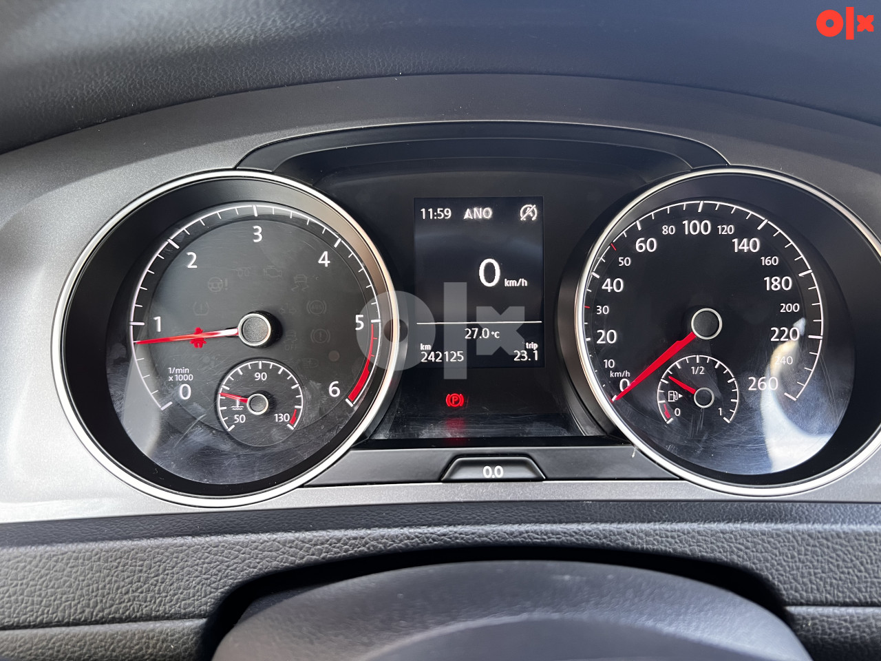 WV Golf 7 1.6 77KW BLUEMOTION/ACC SENZOR/MOD 2015 TEK UVEZEN