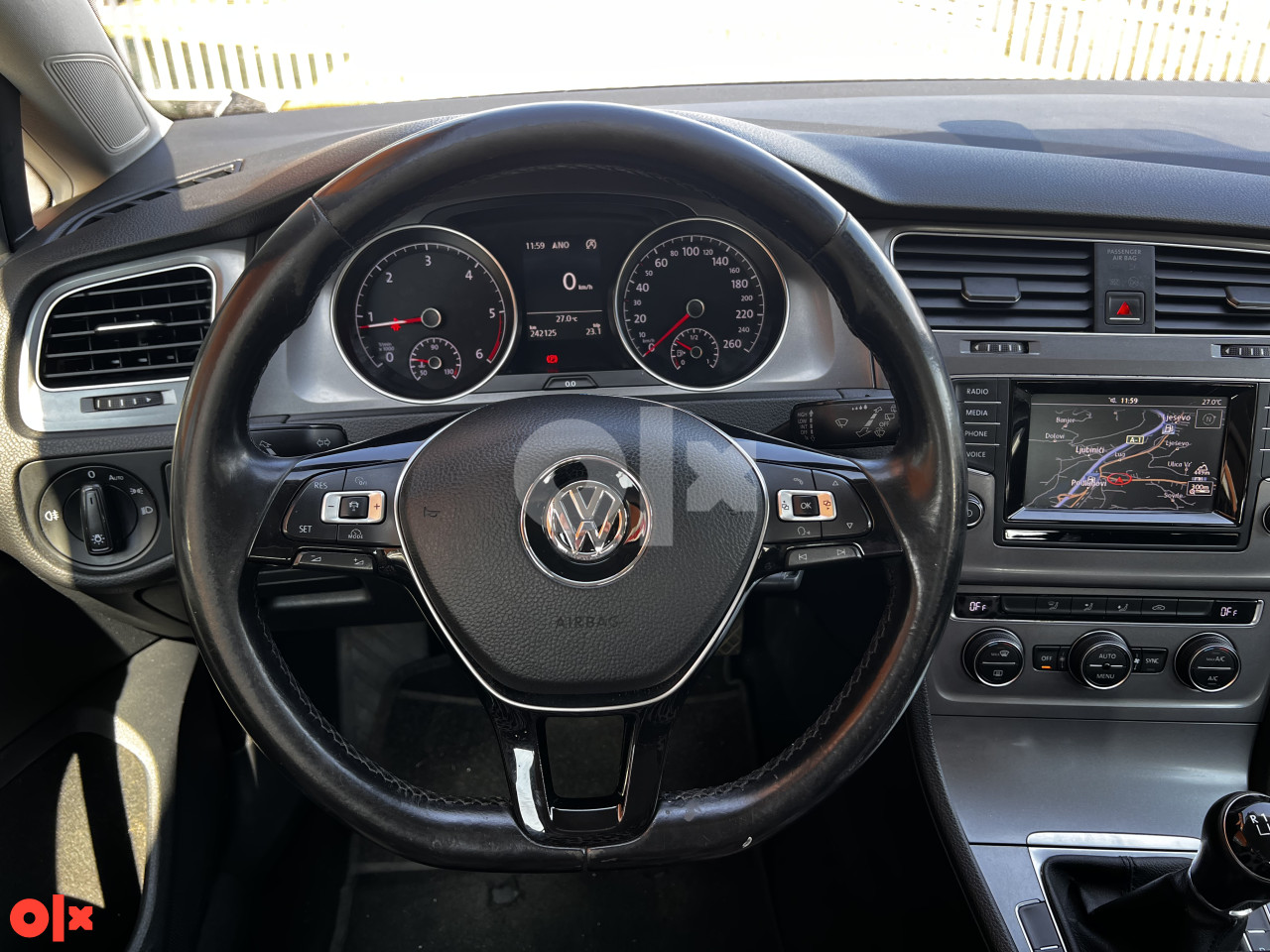 WV Golf 7 1.6 77KW BLUEMOTION/ACC SENZOR/MOD 2015 TEK UVEZEN