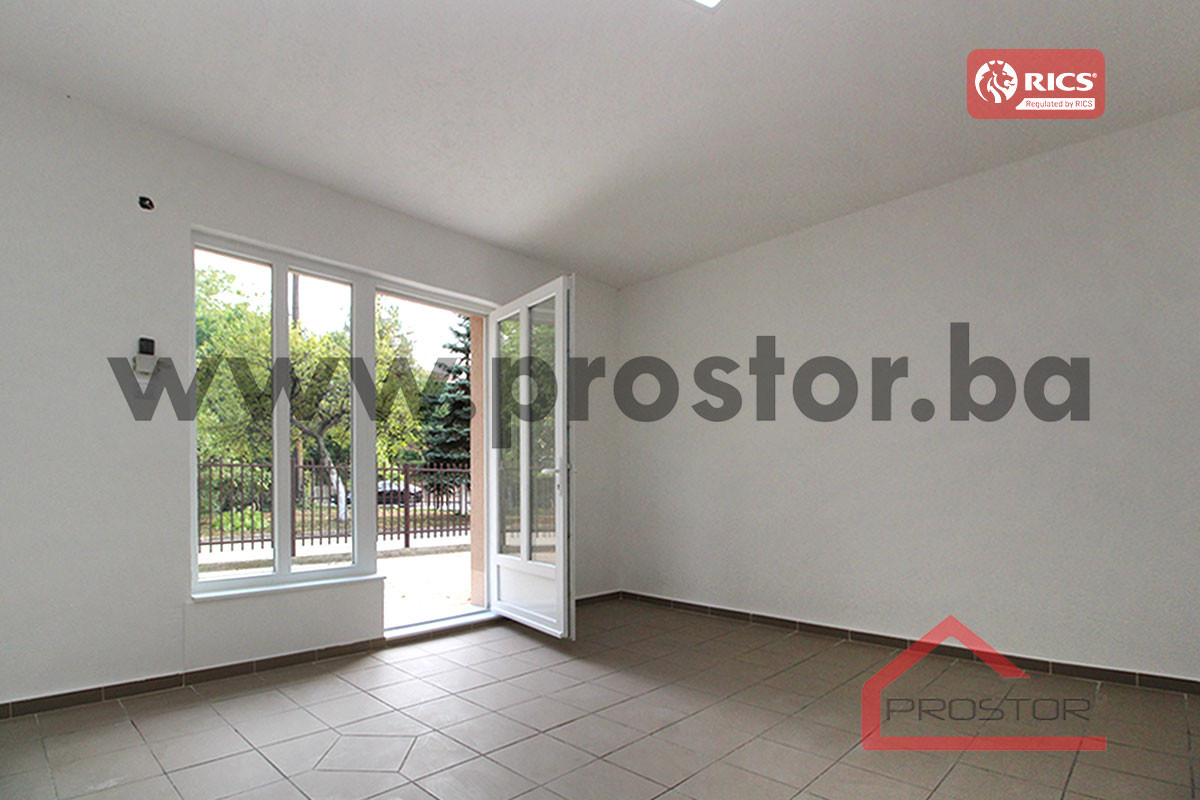 PROSTOR izdaje: Poslovni prostor, 37m2, Otoka