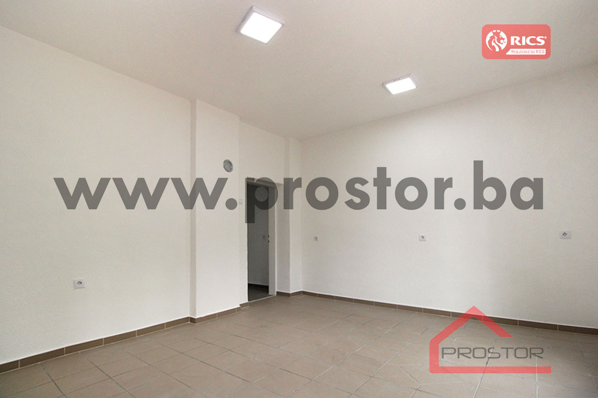 PROSTOR izdaje: Poslovni prostor, 37m2, Otoka 2