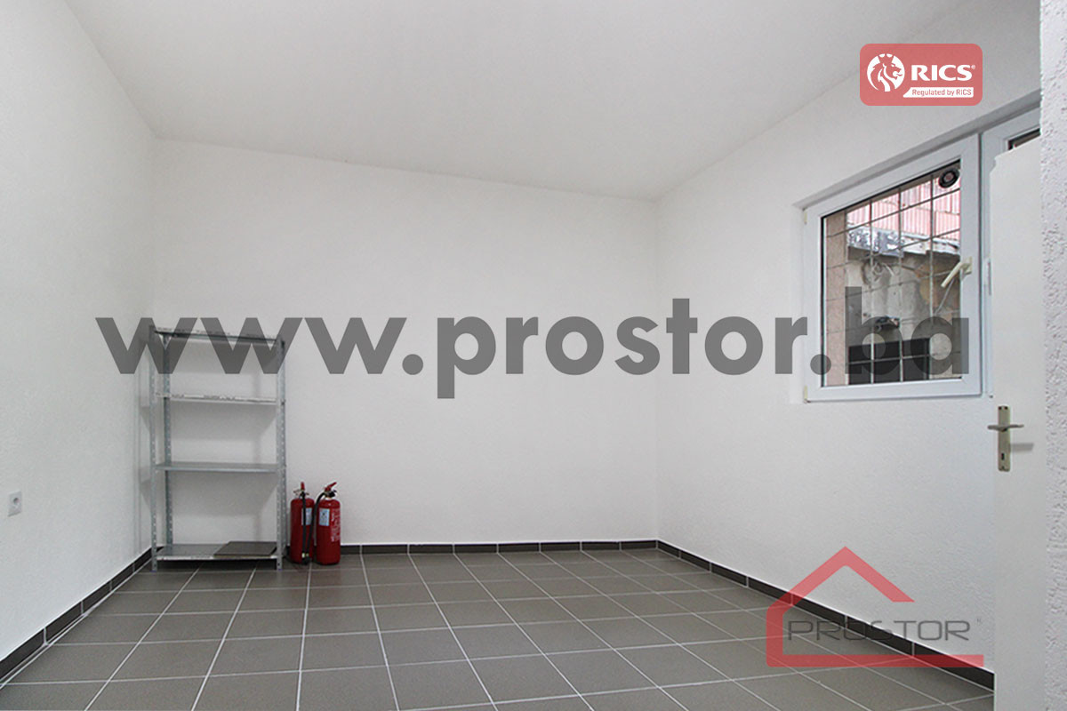 PROSTOR izdaje: Poslovni prostor, 37m2, Otoka 5