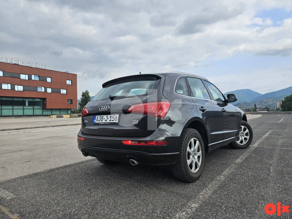 Audi Q5 3.0tdi ful led  tek uvez.i tek registr.MOZE ZAMJENA