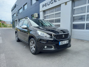 Peugeot 2008 STYLE 1,2 PureTech 82 BVM5