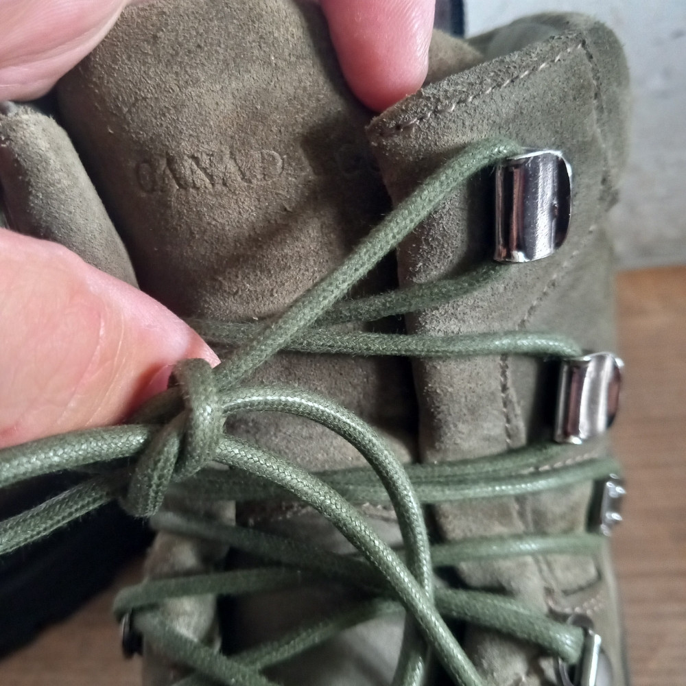 Extra planinarske zimske gorske čizme CANADA Goose Gore-Tex br.44
