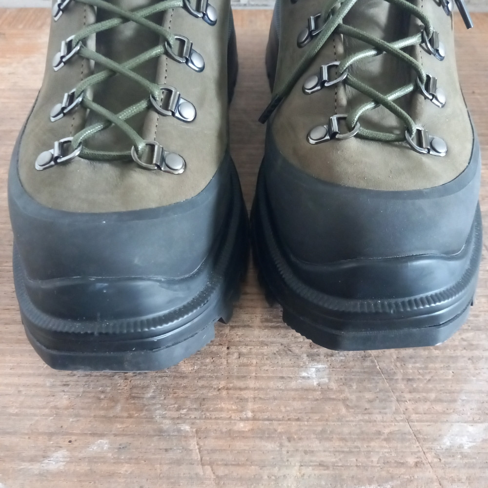 Extra planinarske zimske gorske čizme CANADA Goose Gore-Tex br.44