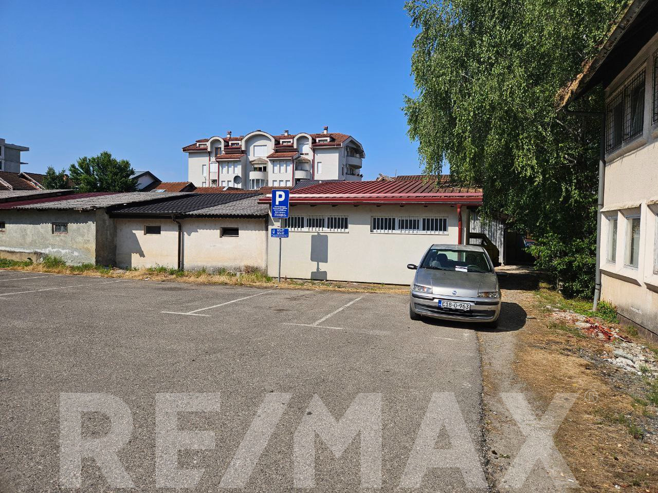 Garaža u Čelincu sa 2 parking mjesta, 18+18m2 3
