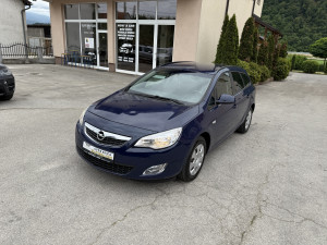 OPEL ASTRA 1.7 CDTI 81KW 2011 GOD UVOZ NJEMACKA