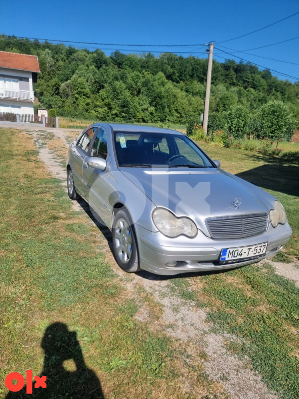 Mercedes-Benz C 220