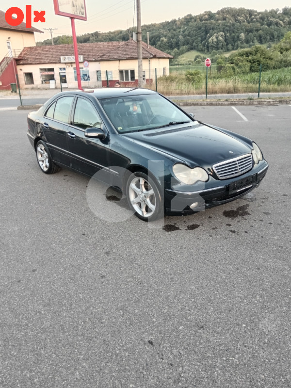 Mercedes-Benz C 220