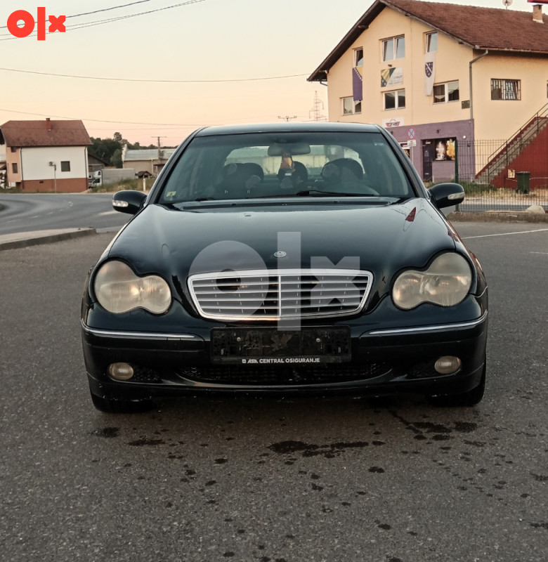 Mercedes-Benz C 220