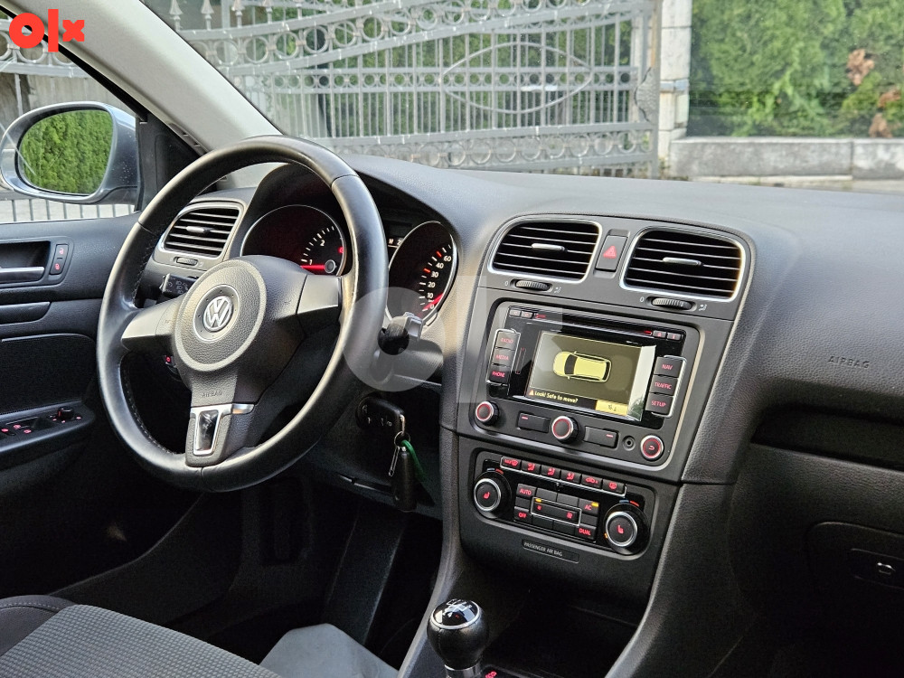 Volkswagen Golf 6 1.6 Tdi 2011 godina TEAM