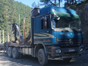 Kamion Sticar Mercedes Actros 2646