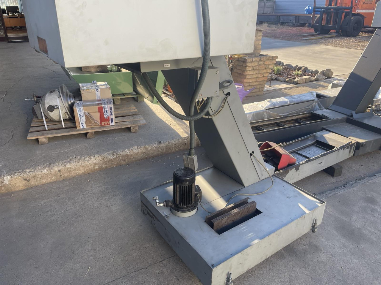 Gildemeister NEF400 cnc strug