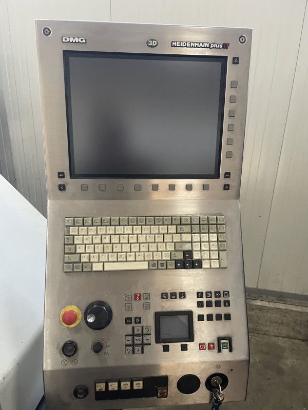 Gildemeister NEF400 cnc strug