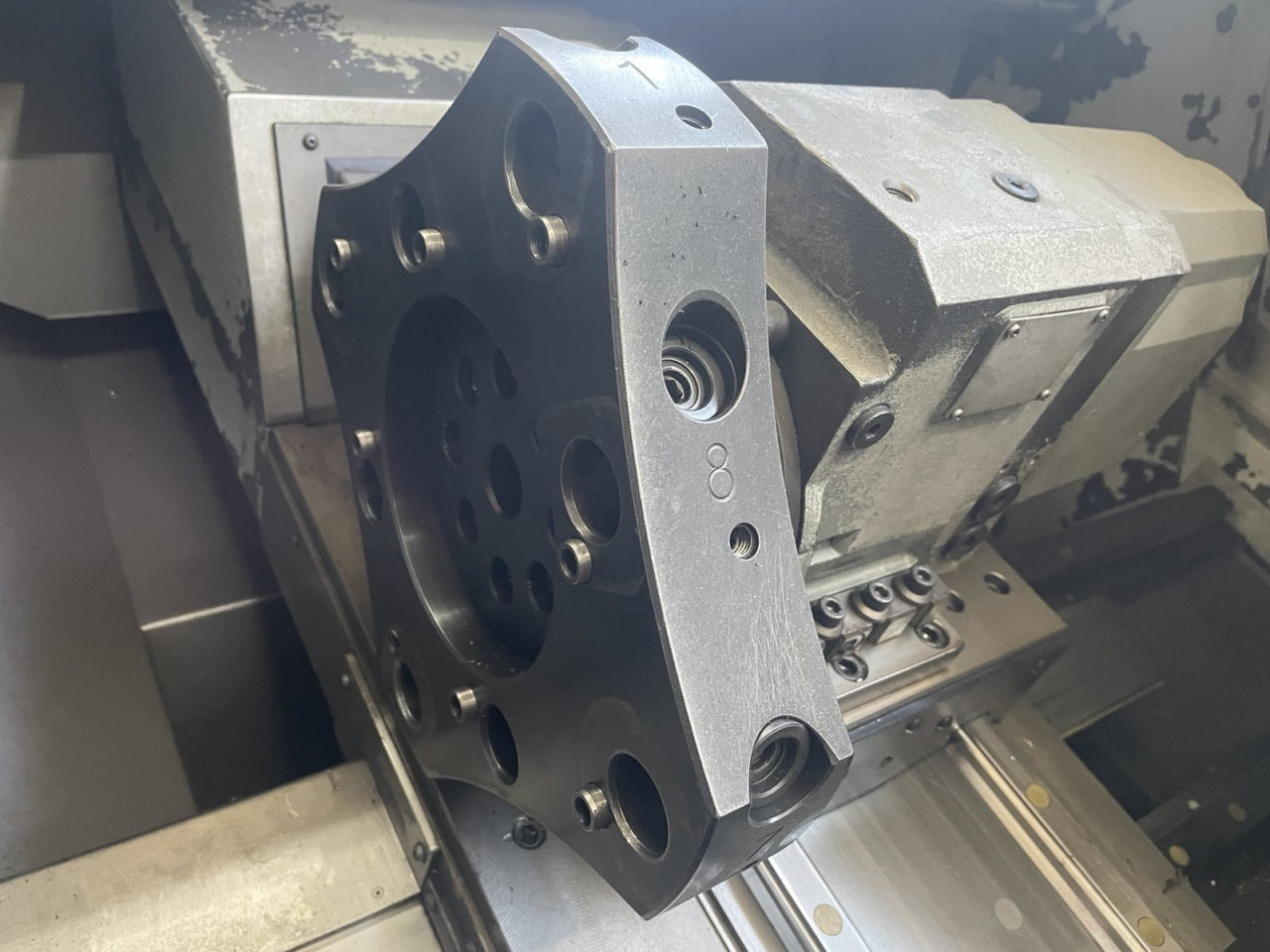 Gildemeister NEF400 cnc strug