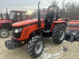 Traktor Tafe 4615 4WD Magna