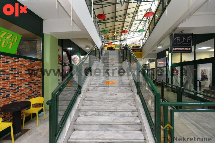 TC Sjenjak Atraktivan Caffe Bar 46 m2 sa velikom baštom