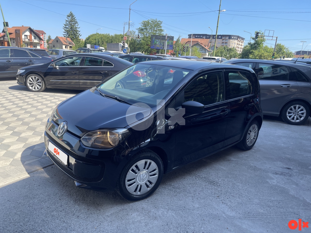 Volkswagen Up! 2013 god.1.0 benzin 44 kw,klima,registrovan