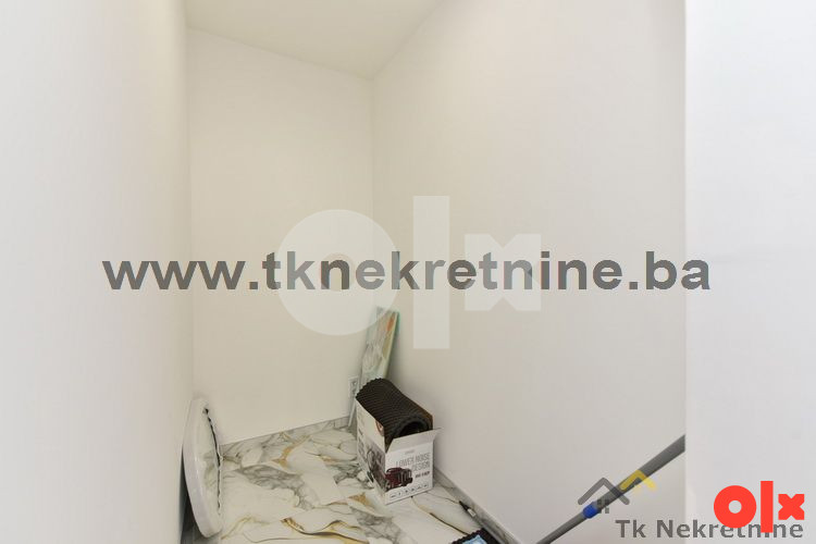 STUPINE - Novoadaptiran poslovni prostor 24,22 m2