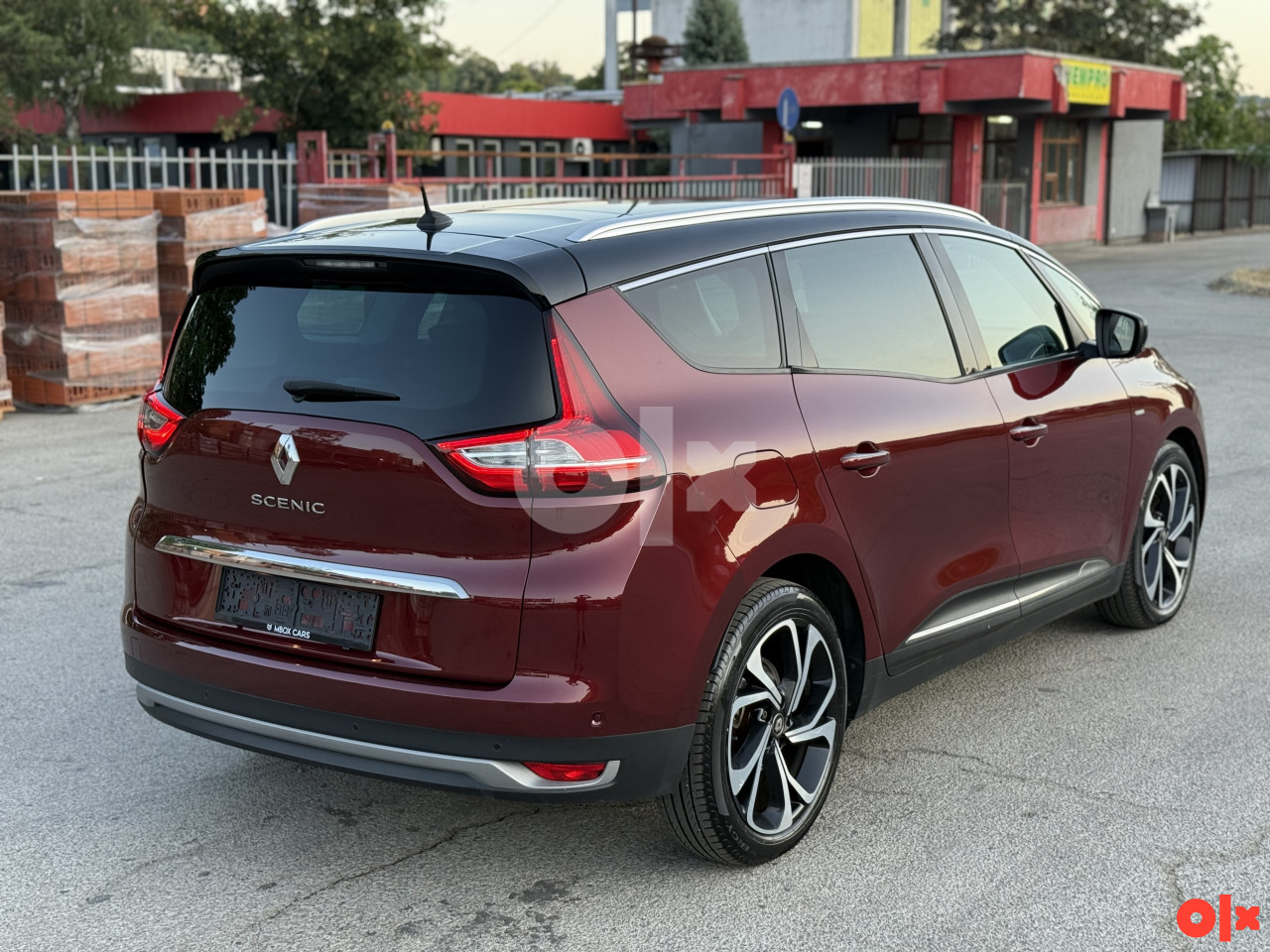 Renault Scenic Bose Energy 1.6 DCI 160ks 7 sjedista automatik