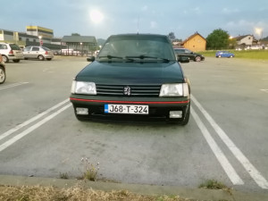 Peugeot 205 GTI