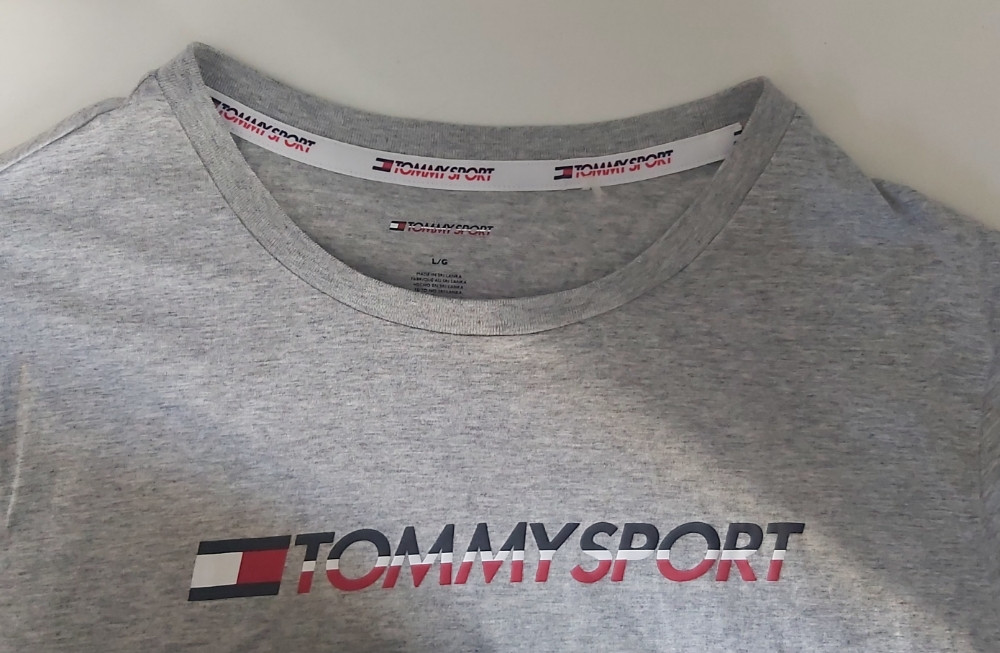 Ženska majica Tommy Hilfiger original Veličina L