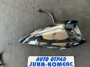 Lijeva stopka Peugeot 3008 24- 9842102580
