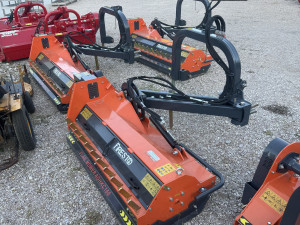 Malčer mulčer 160 180 200 komunalni teški na ruci novo traktor