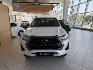 Toyota Hilux COMFORT OPREMA VOZILO IMA PDV
