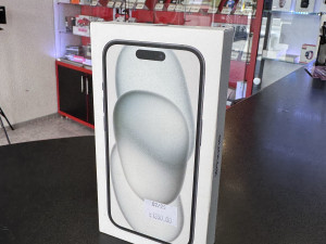 iPhone 15