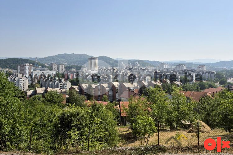 ZLOKOVAC - Kuća na parceli 534 m2, sa 3 zasebna stana