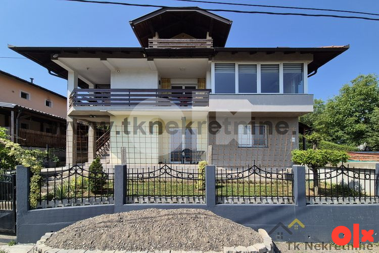ZLOKOVAC - Kuća na parceli 534 m2, sa 3 zasebna stana