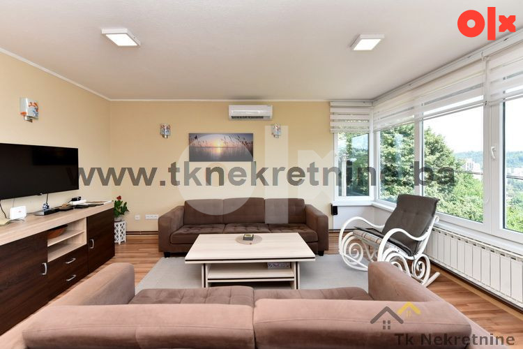 ZLOKOVAC - Kuća na parceli 534 m2, sa 3 zasebna stana