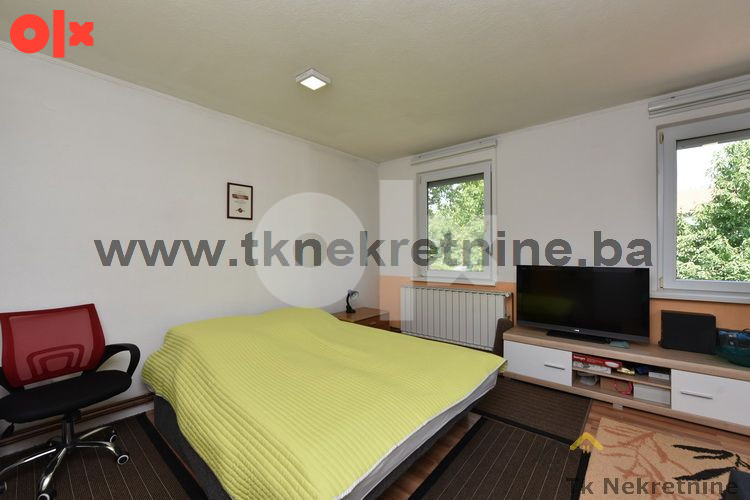 ZLOKOVAC - Kuća na parceli 534 m2, sa 3 zasebna stana